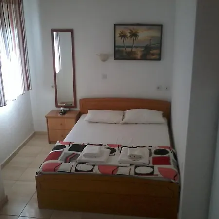 Kofos Limin アパート ポルト・クウフォ